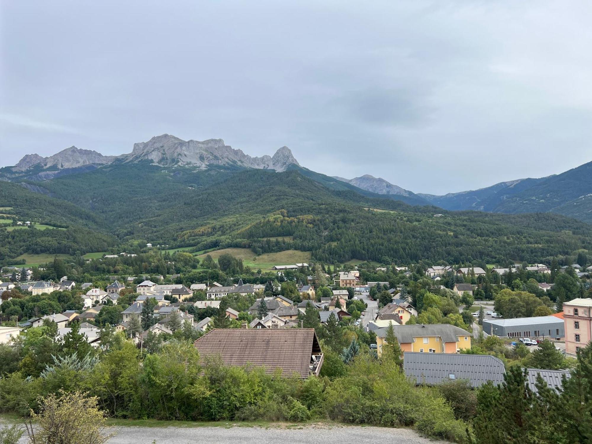 Apartament Terrasse Adroit T2 Barcelonnette - Wi-Fi Gratuit - 7 Couchages Zewnętrze zdjęcie
